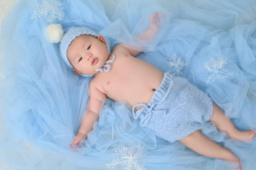 库尔勒宝宝要不要穿袜子