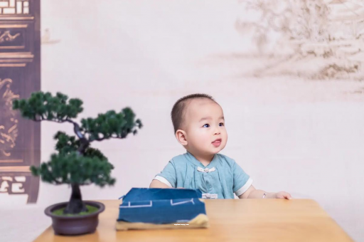 库尔勒二岁宝宝发型 库尔勒二岁宝宝发型